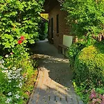Wybo Mit Garten Wremen