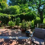 Wybo Mit Garten Διαμέρισμα *