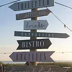 Wybo Mit Garten