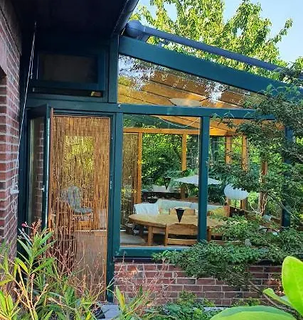 Wybo Mit Garten