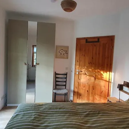 Wybo Mit Garten Apartman *